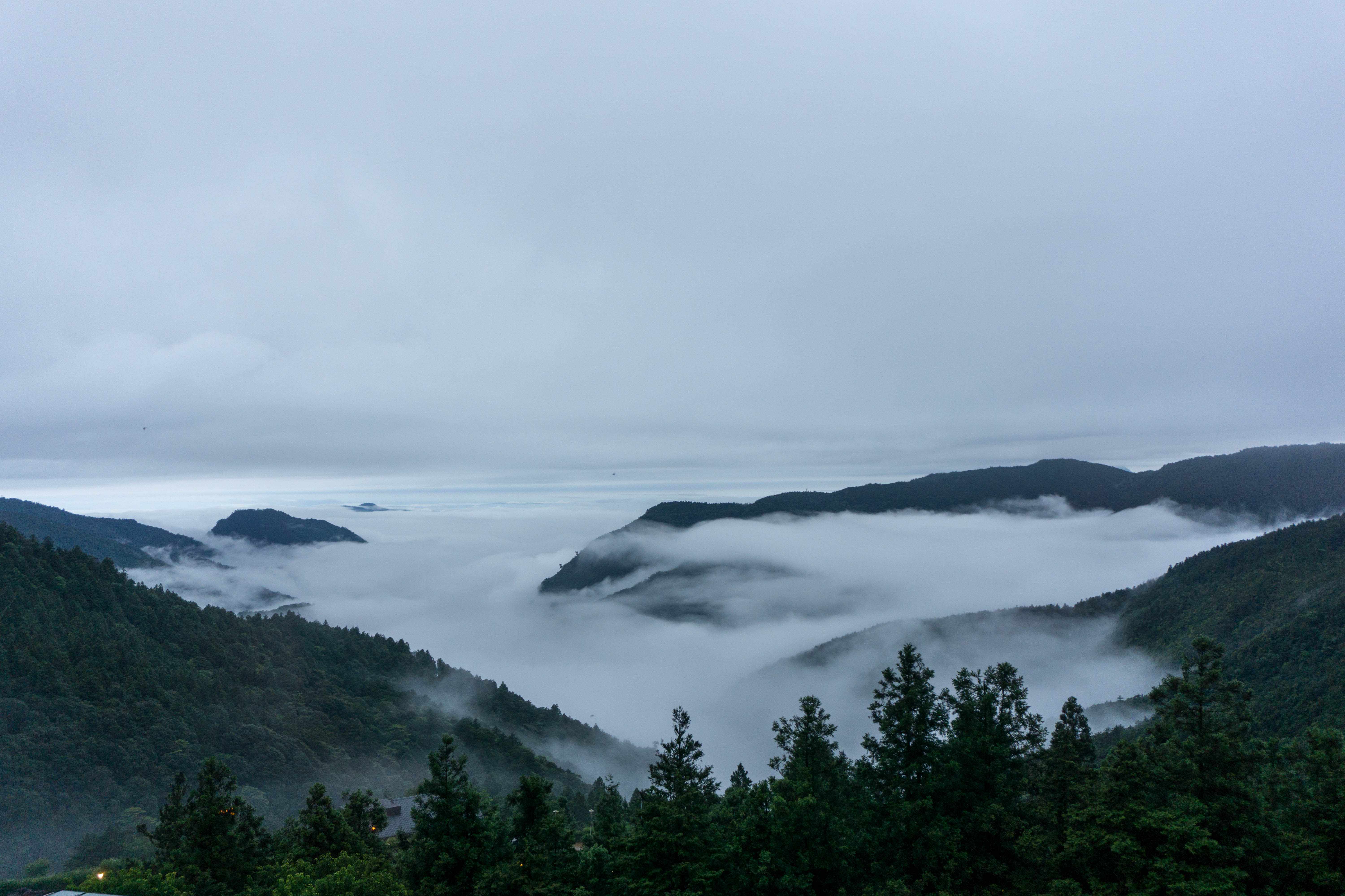 타이핑산 정상 부근 전망대 (운해/일몰)